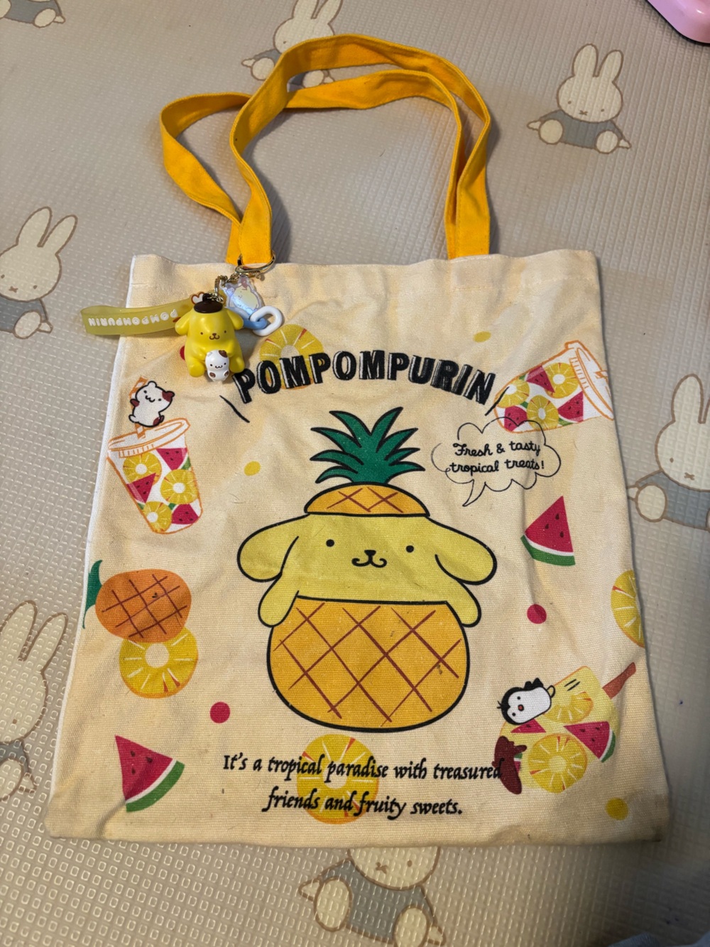 Sanrio Pompompurin Pineapple Yellow Kids Tote Bag with Charm